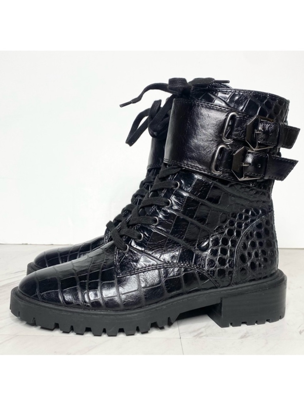 Vince Camuto Fawdry Black Crocodile Embossed Leather Lace Up Boot 5 1/2 M